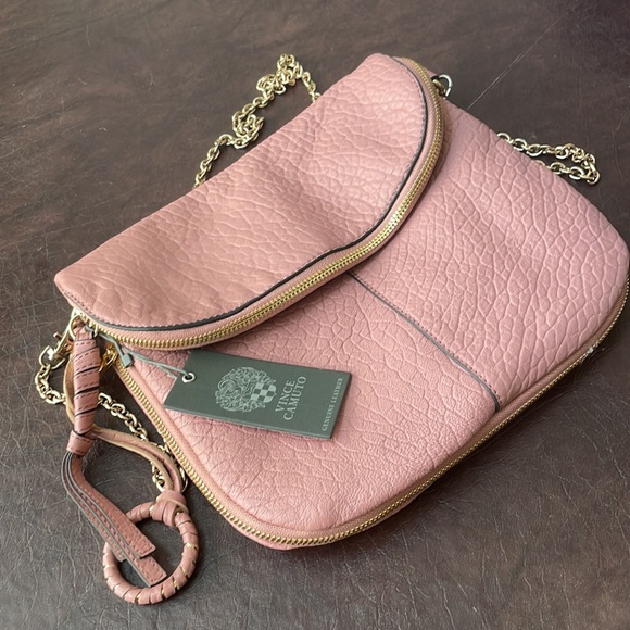 Vince Camuto - Picture 7 of 7